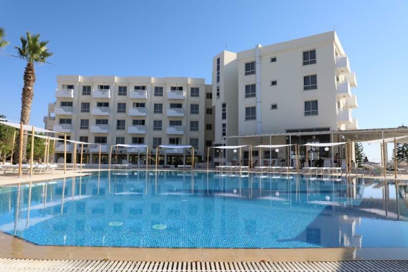 Toxotis Hotel Pernera Exteriör bild